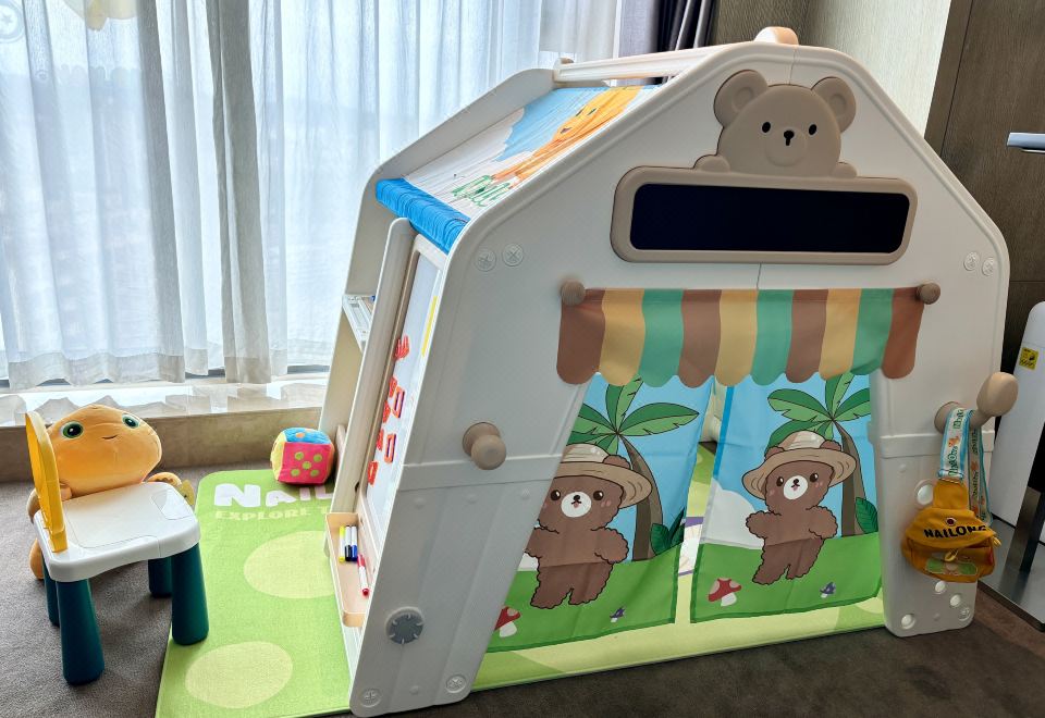 奶龙主题亲子房