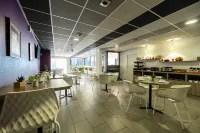 Nemea Appart Hotel Quai Victor Tours Centre