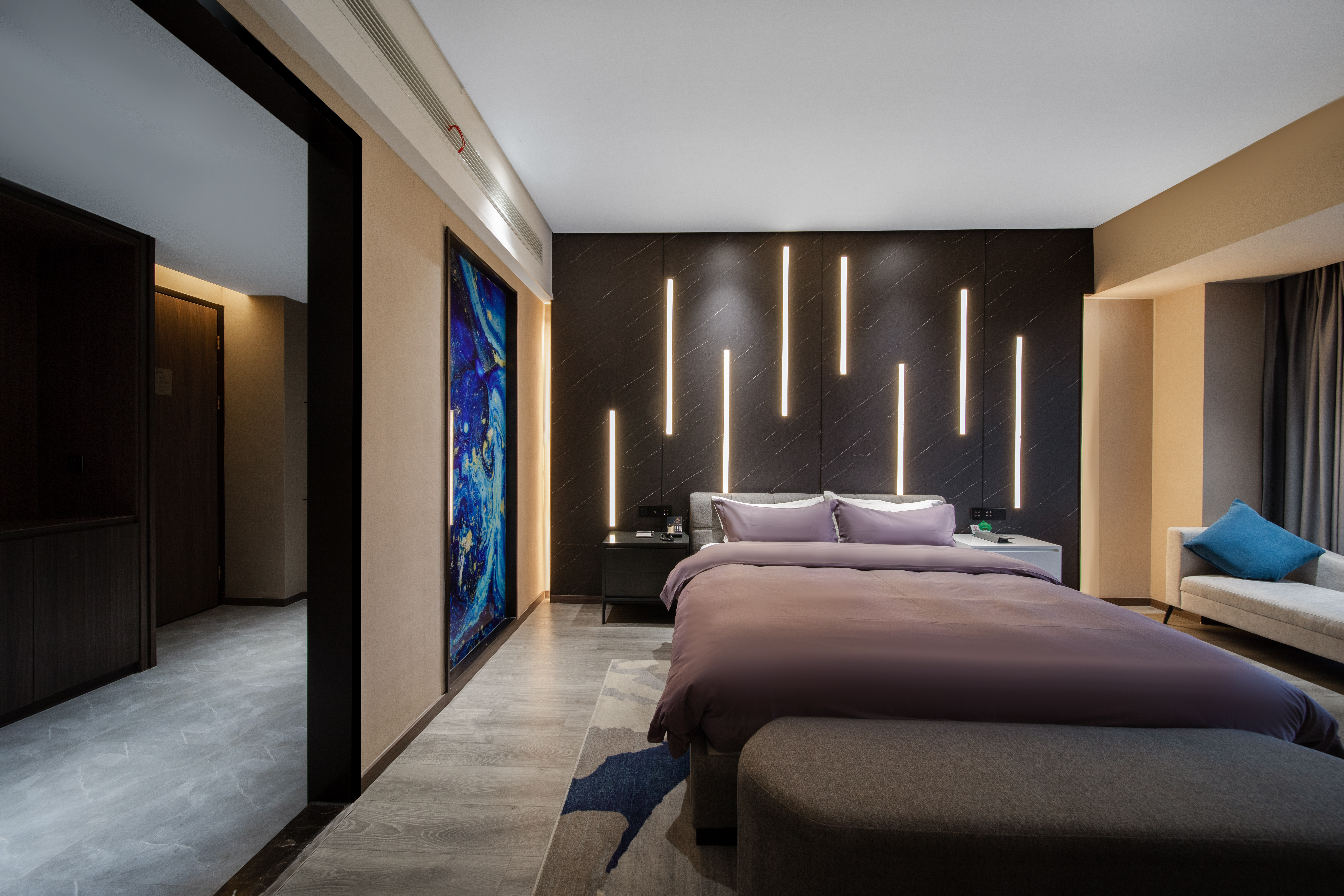 Light Luxury Exclusive Suite (Double Vanity-Smart Guest Control)