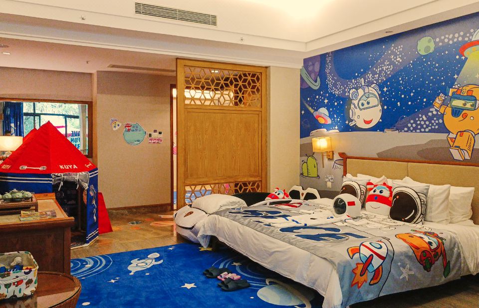 酷芽超级飞侠太空亲子汤屋-小小宇航员-亲子家庭私汤