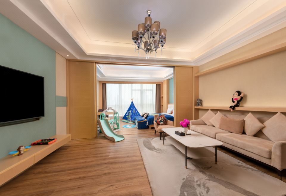 大嘴猴親子套房