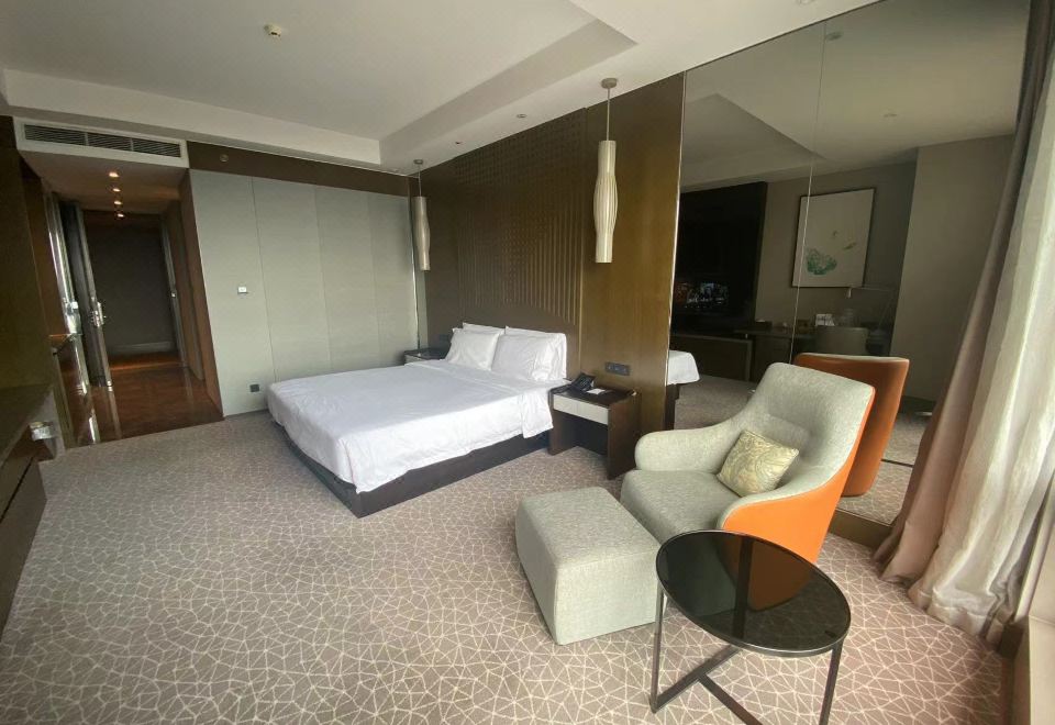 豪華正湖景低敏房（Acca Kappa洗護用品）智能馬桶