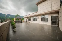 Chuyunya Residence