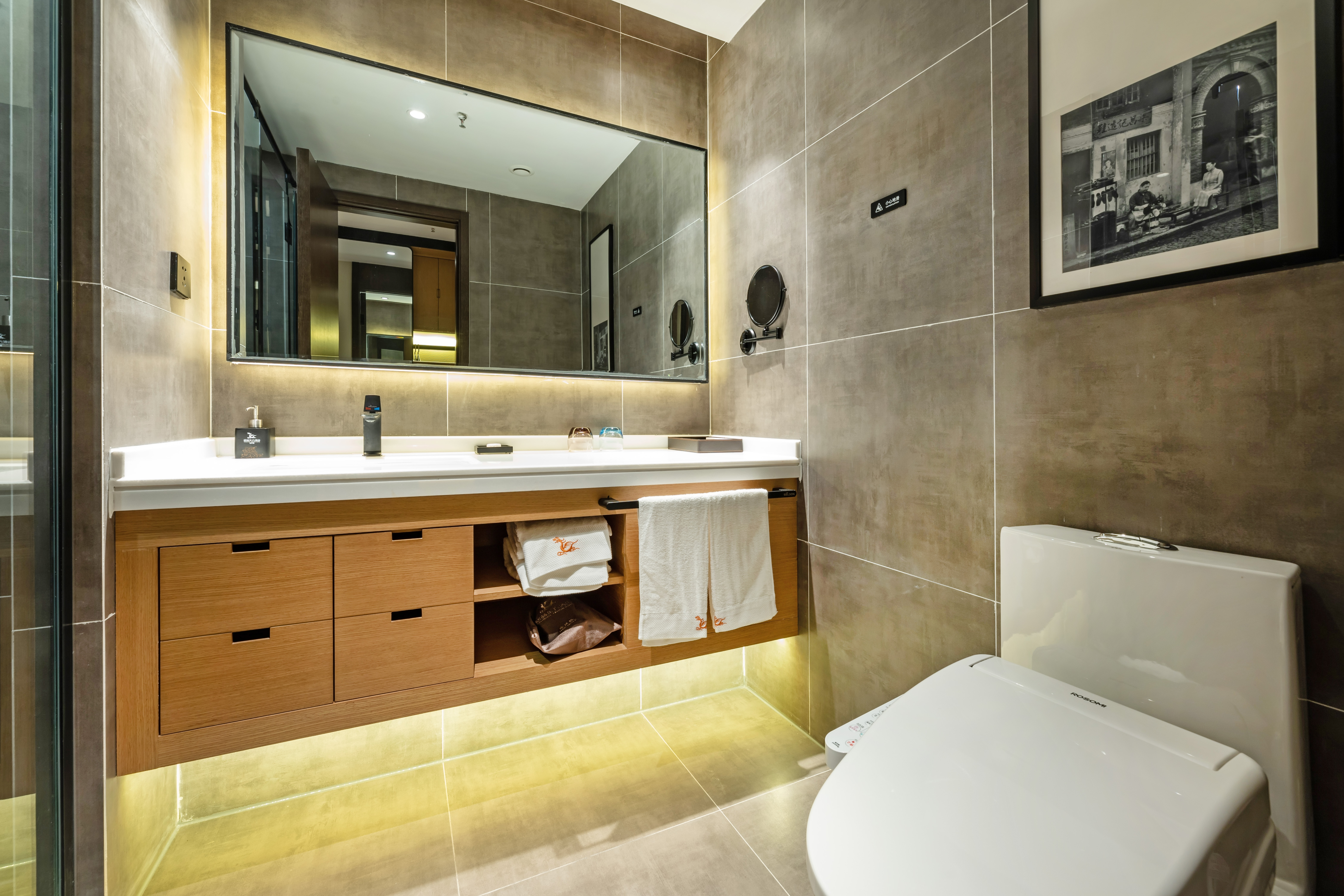 东方豪华双床房[全景落地窗]