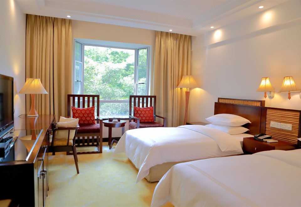 10号楼普通双床房