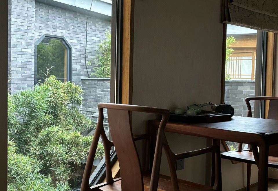 雅致套房（宝格丽洗护+独立浴缸）