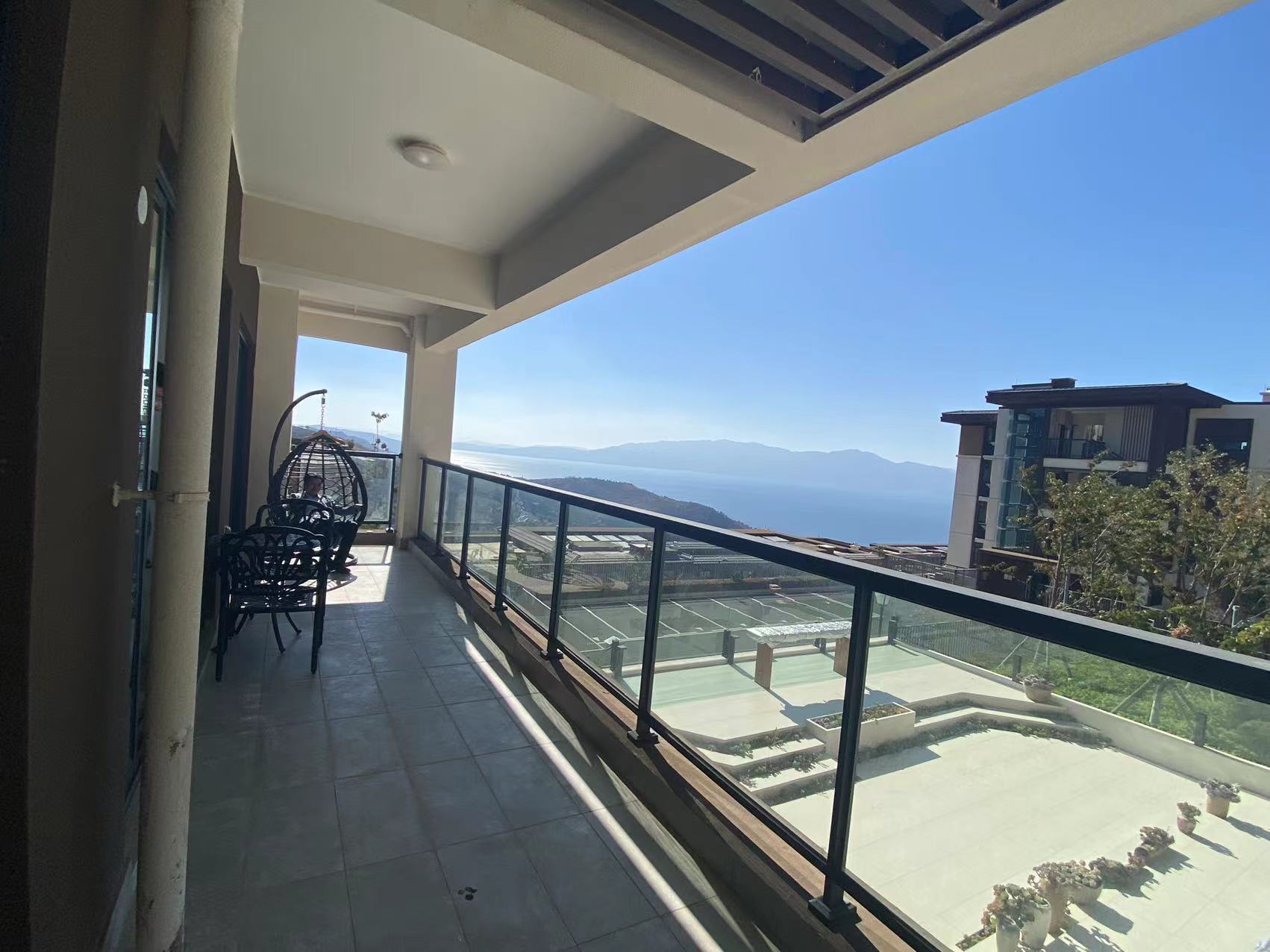 豪华湖景叠院二室二衞标间套房