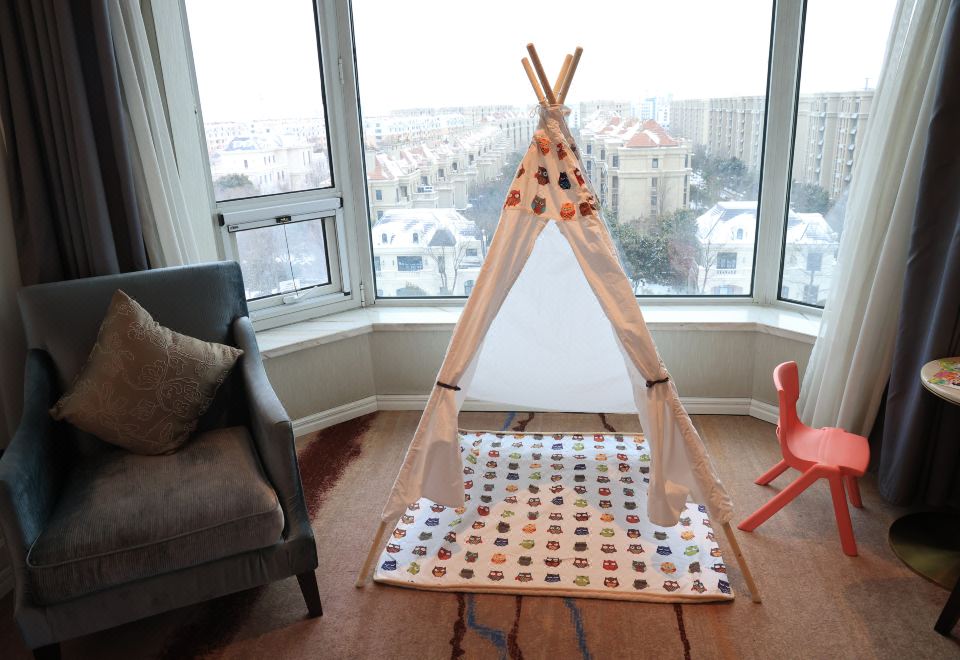 家庭亲子特大床房