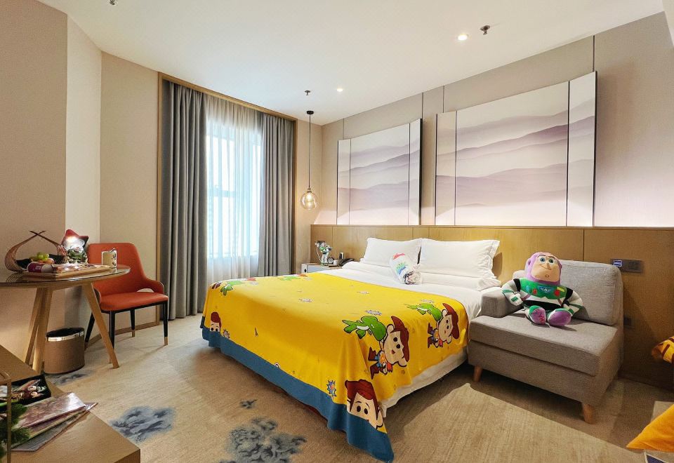男孩主题大床房