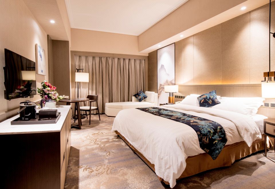 Pine City Hotel ShanghaiDeluxe King Room