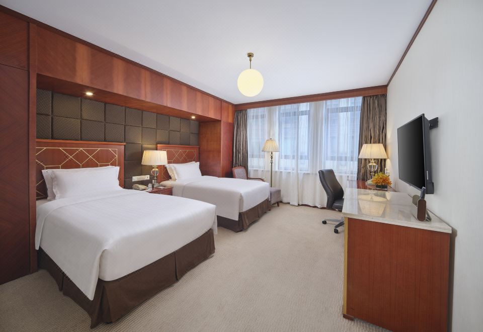 Jin Jiang Park Hotel ShanghaiDeluxe 2-bed Room