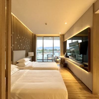 Deluxe Twin Mountain View Room Symphony of The Sea Promo Code