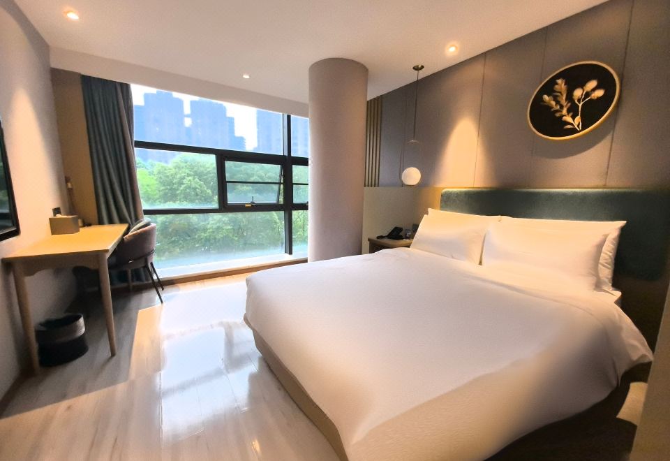 樂享大床房+恒溫智能馬桶