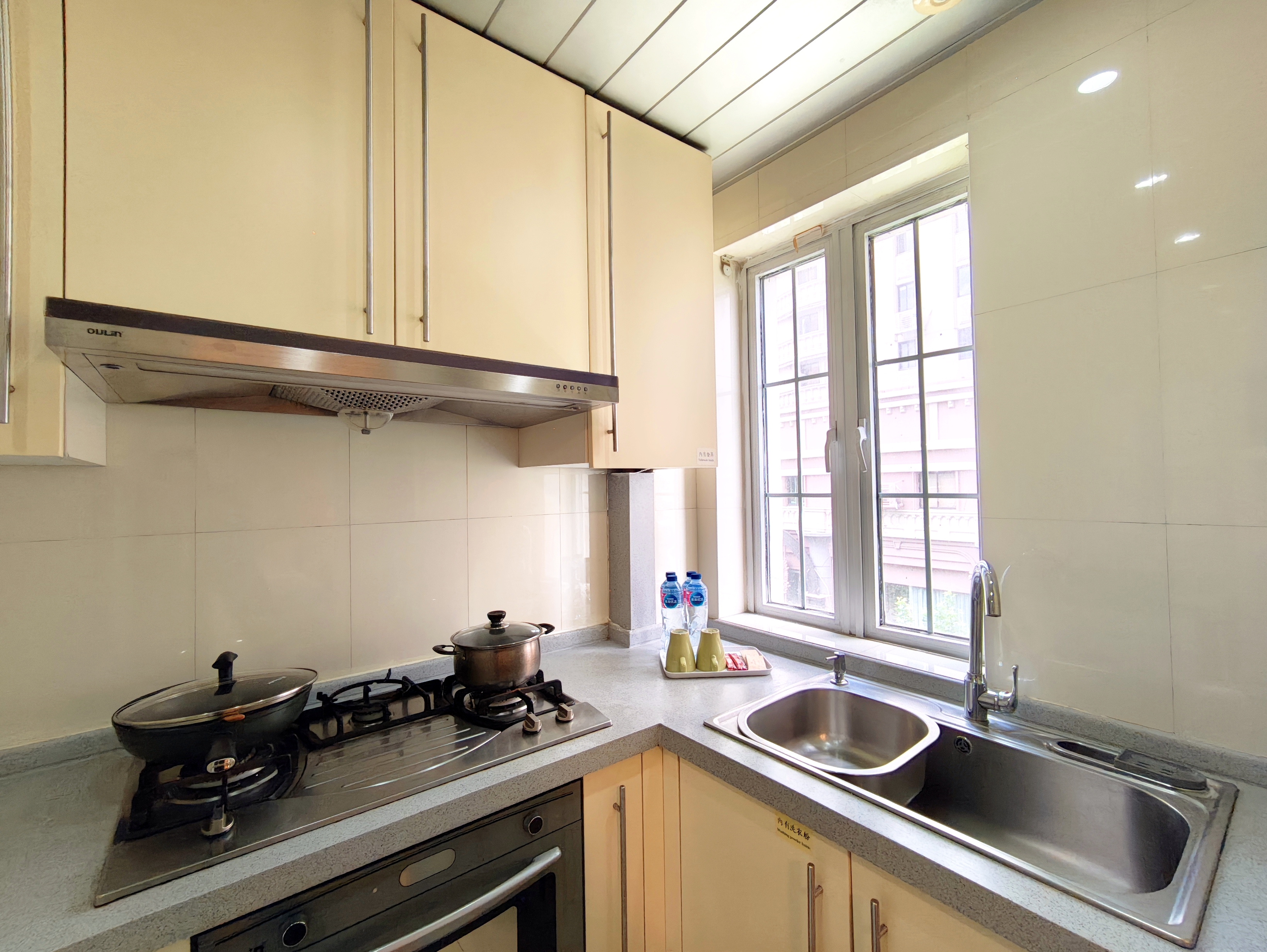 和睦家庭双床套房 |投屏电视 | 燃气灶厨房|滚筒洗衣机