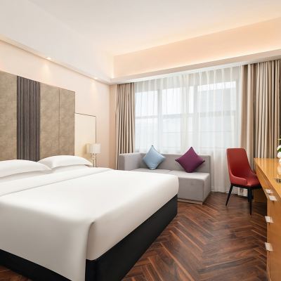 精緻大床房（國貨洗護+大飄窗+記憶棉床墊） 錦江都城飯店（廣州白雲新城萬達廣場店）優惠