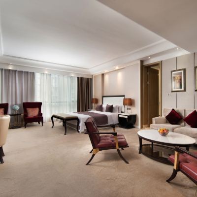 至尊行政大床房-全景落地窗-深泡浴缸-辦公區域 深圳億民平安國際酒店優惠