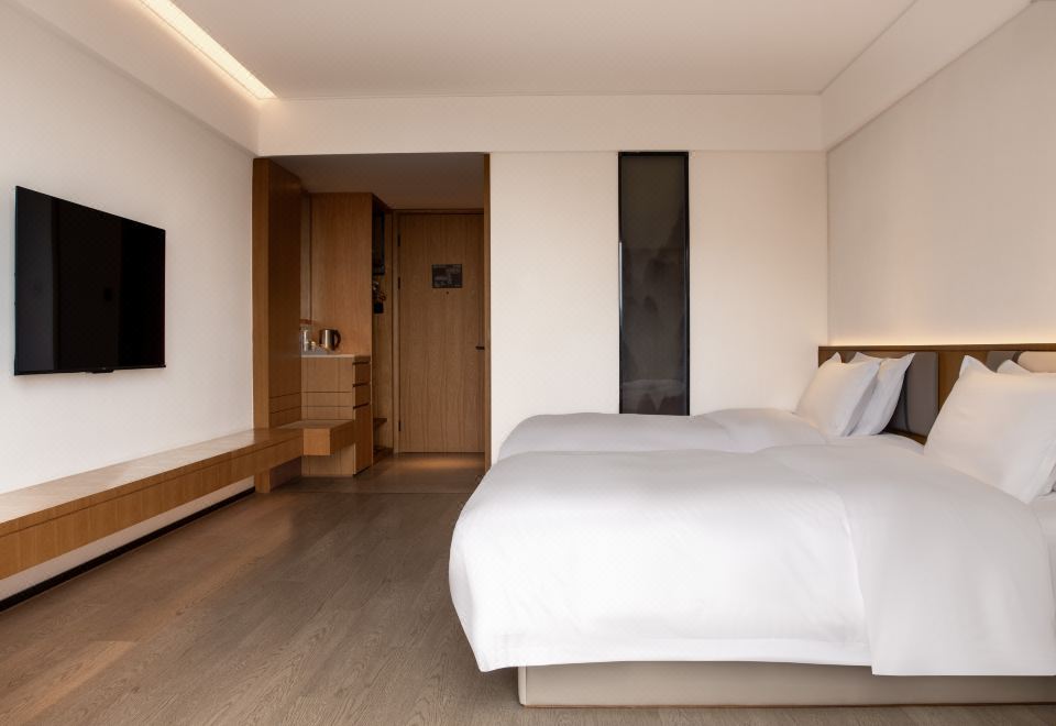 FUZHOU ROYAL HOT SPRING HOTEL & RESORTStandard 2-bed Room