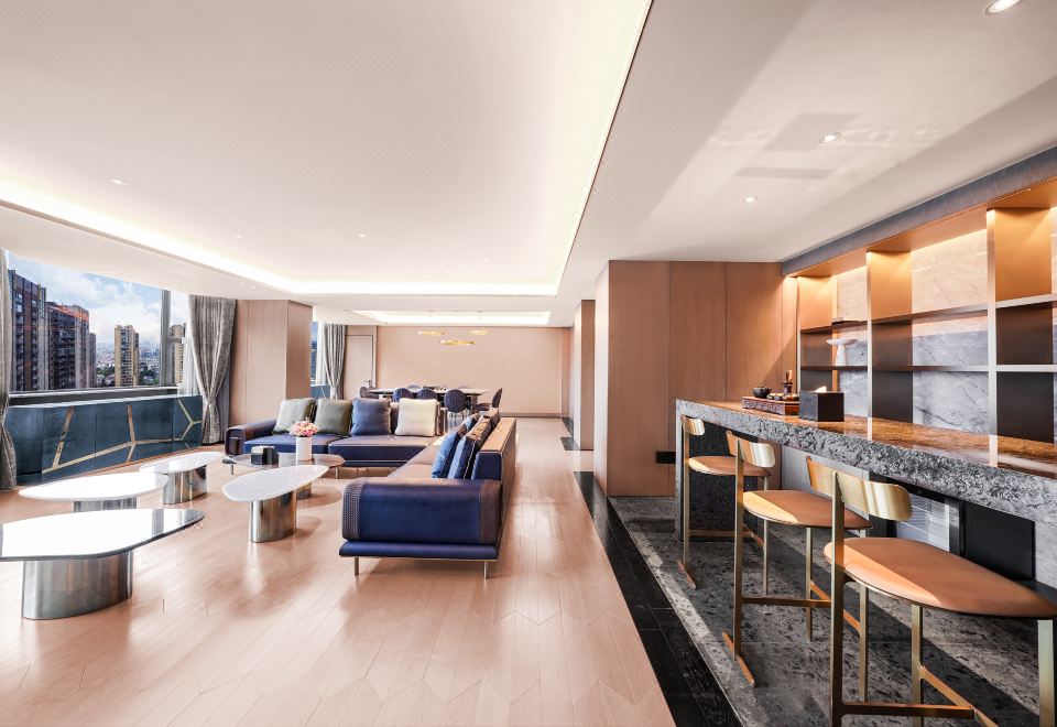 家庭三卧豪华行政套房