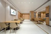 City Comfort Inn
