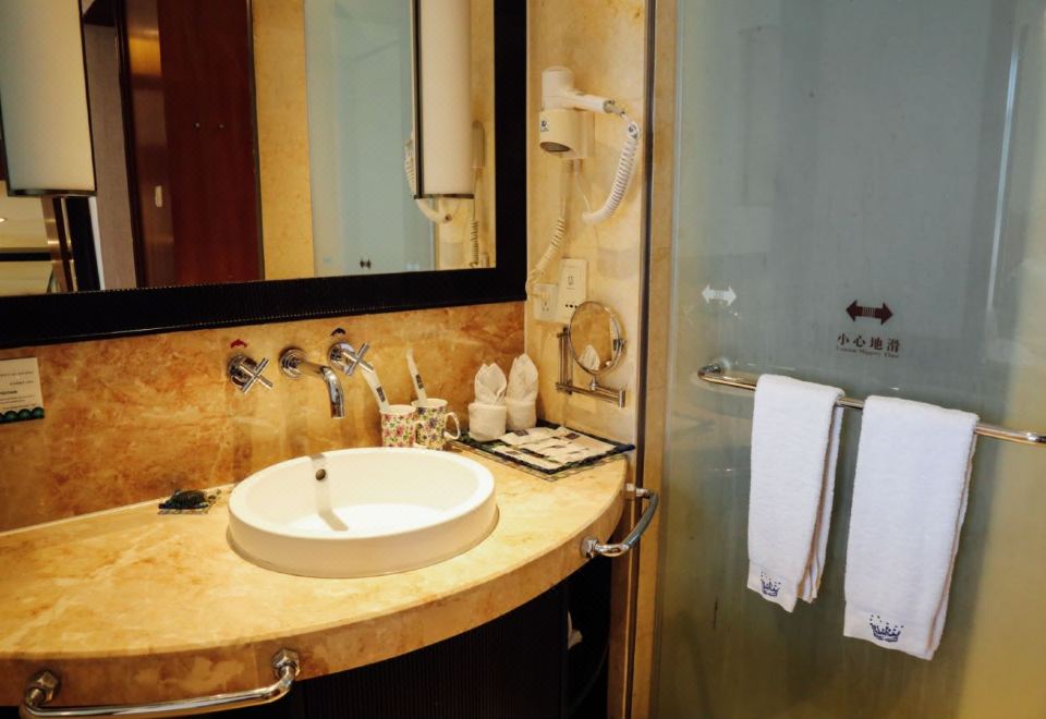 天王星海景双床房