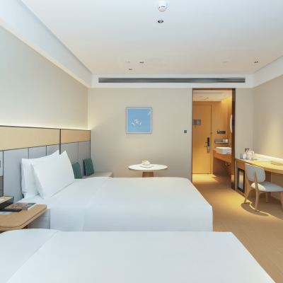 高級雙床房【65寸投屏電視+小冰箱】 全季飯店（廈門兩岸金融中心店）優惠
