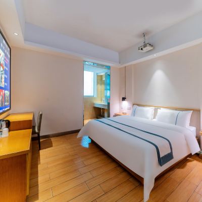 Sun City ·高級大床房 城市便捷酒店（廣州漢溪長隆市橋地鐵站店）優惠