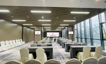 Shenzhen Joy Holiday Hotel (Luohu Port Huangbeiling Subway Station)