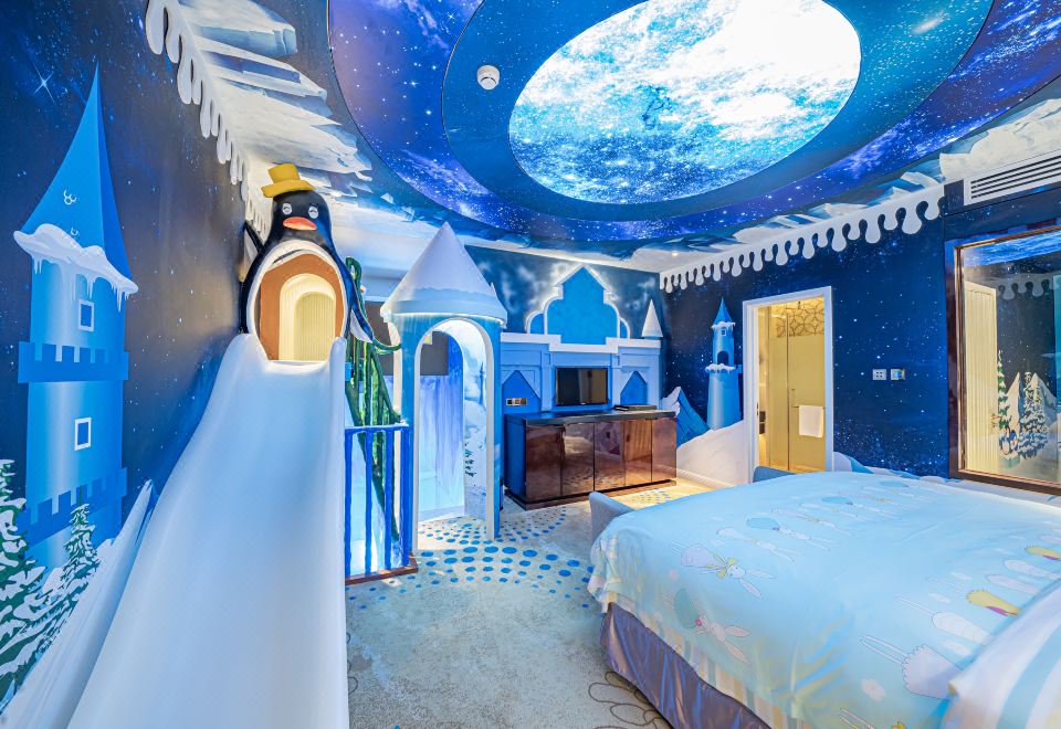 Zhaolin Grand Hotel BeijingIce And Snow Fantasy Duplex Suite
