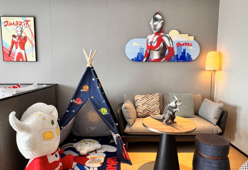 奥特曼豪华双床房（小童游乐+Coffee机+Minibar）