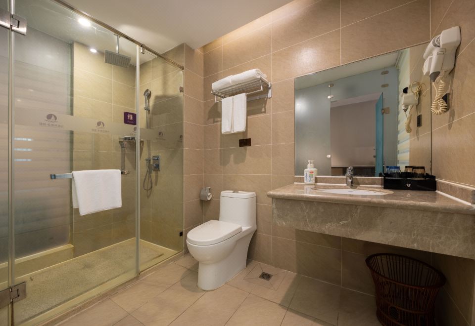 尊享安居三人房