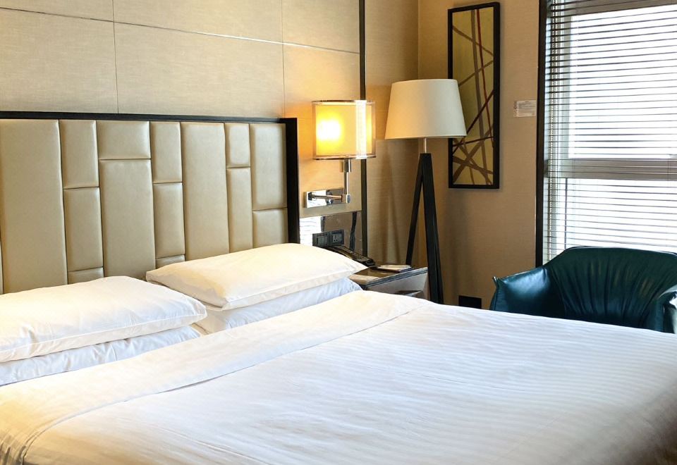 The Fairway Place, Xi'an - Marriott Executive ApartmentsTwo-bedroom Suite