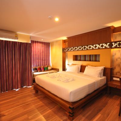 部分海景高級大床房 華欣查來拉恩酒店優惠