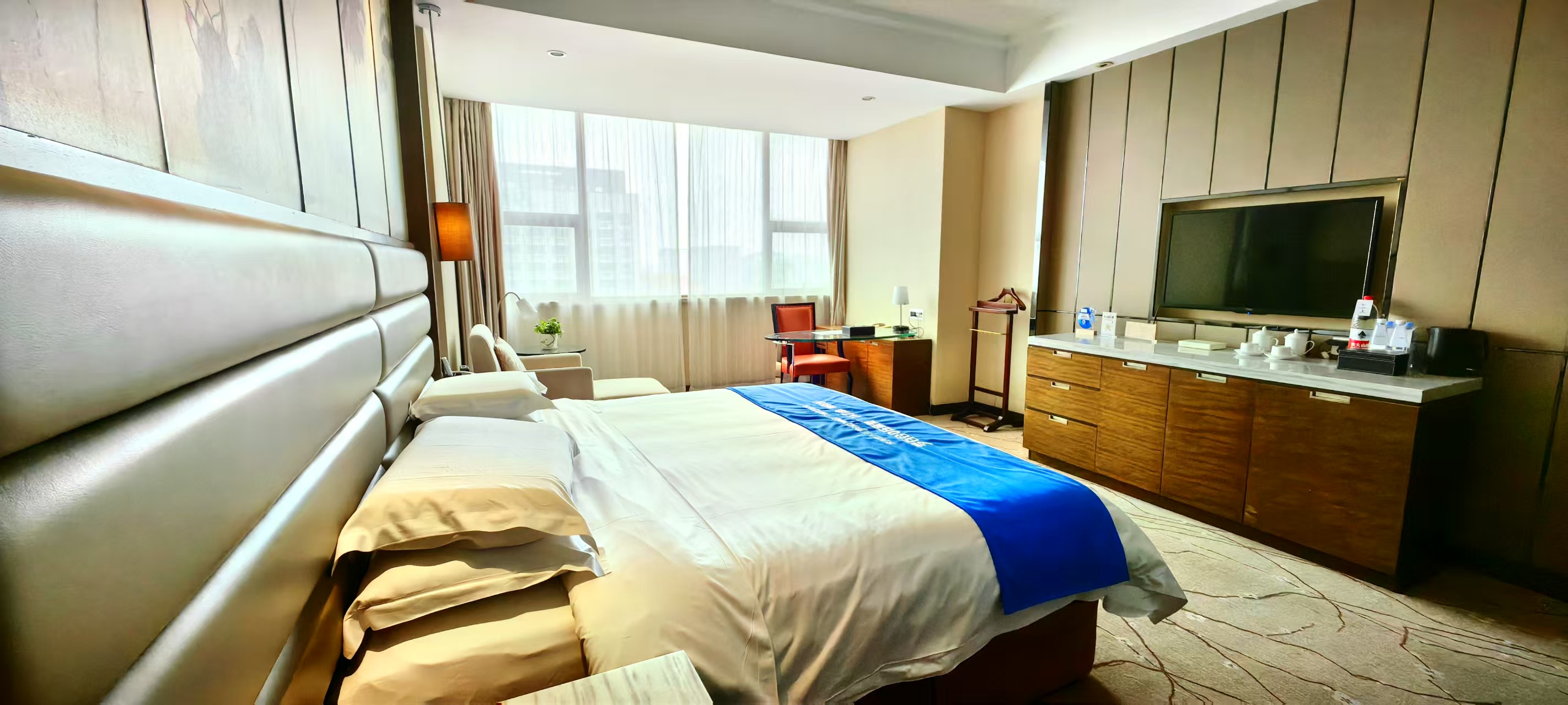 梦百合零压大床房（带0压床垫+记忆枕）