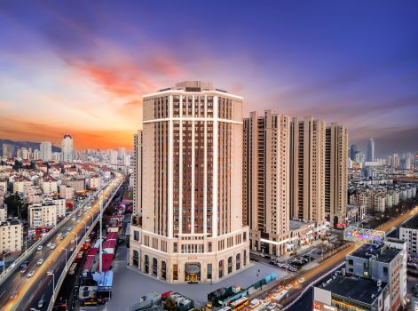Crof·Chunri Weilan Boutique Apartment (May Fourth Square Ningxia Road Subway Station)