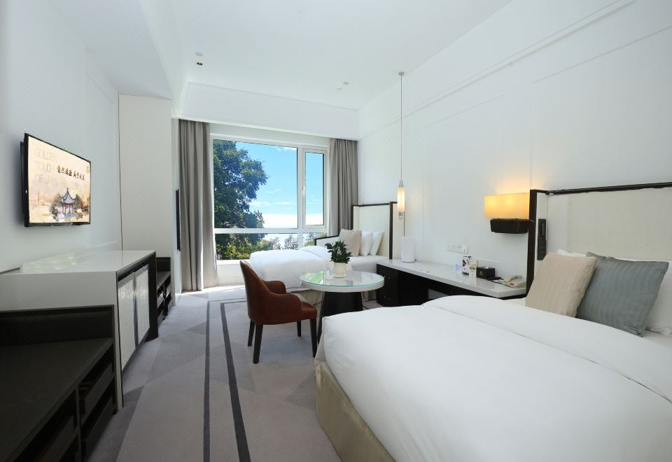 湖滨庭园双床房