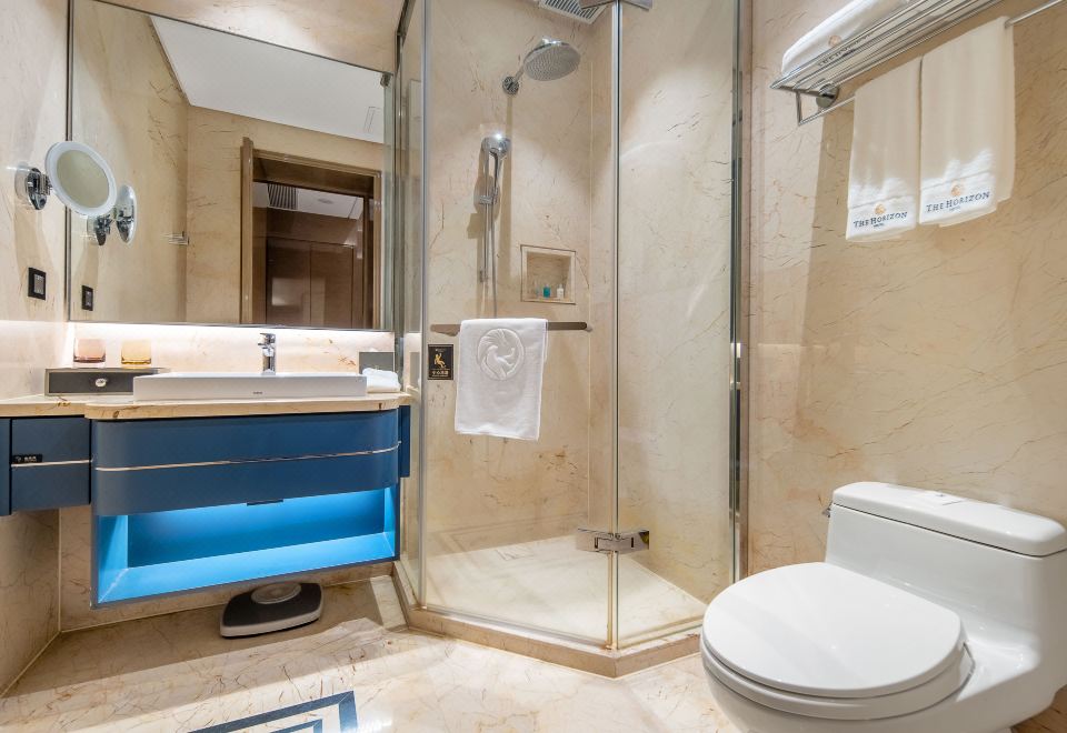 THE HORIZON HOTELDeluxe Room (Double Bed) (No Window)