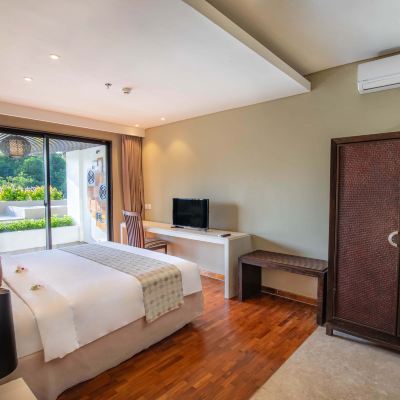 3 Bedroom Villa with Private Pool The Sterling Hotel & Villas Promo Code