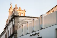 Moov Hotel Évora โรงแรมใน