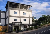 Crown Royale Hotel & Lounge Hotels in 