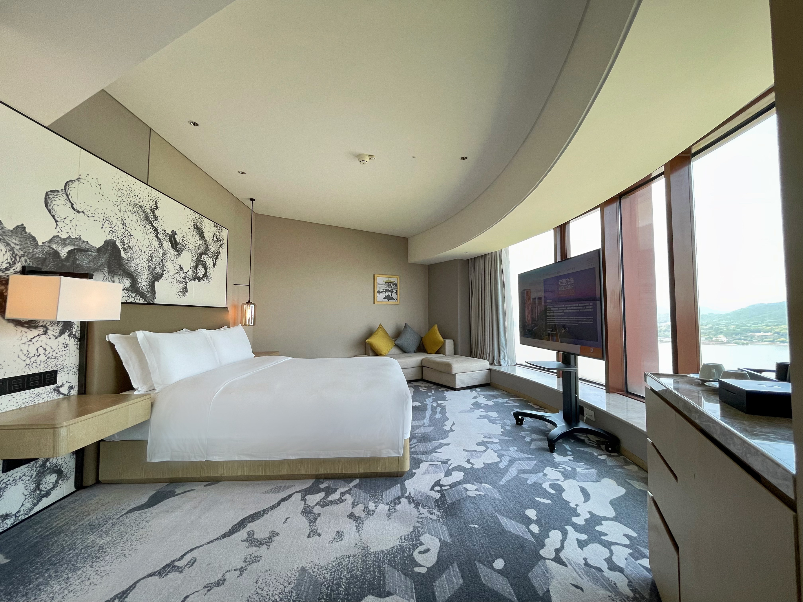 琥珀全江景客房（270°江景+迷你冰箱+电动窗帘）