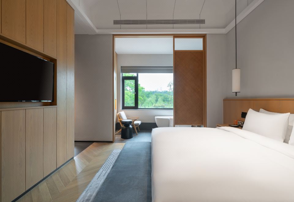 湖雅阁三卧室别墅