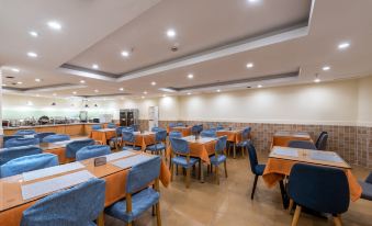 Yiju Hotel (Foshan Haijundacheng Fisherman's Wharf Store)