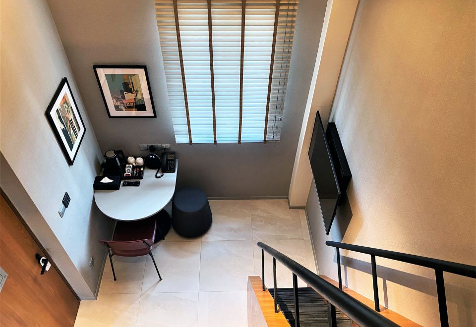 精致复式一室房