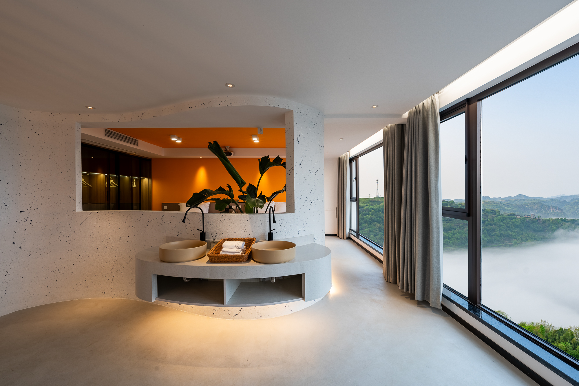 观山·十九山大平层家庭套房