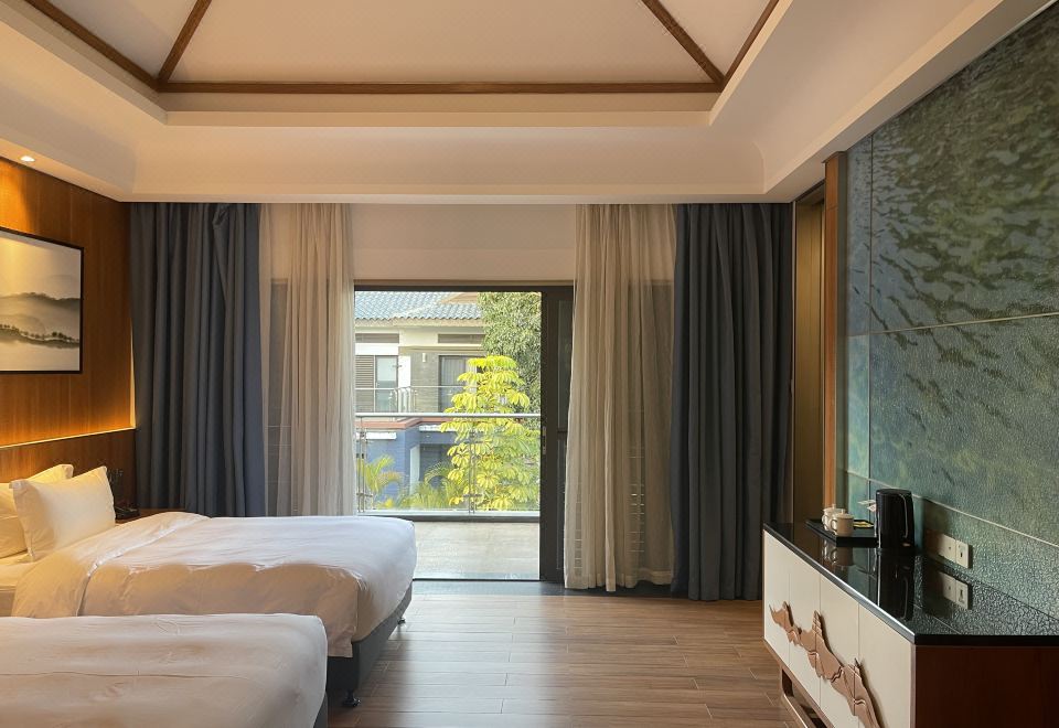 联排美墅小泡池双床房