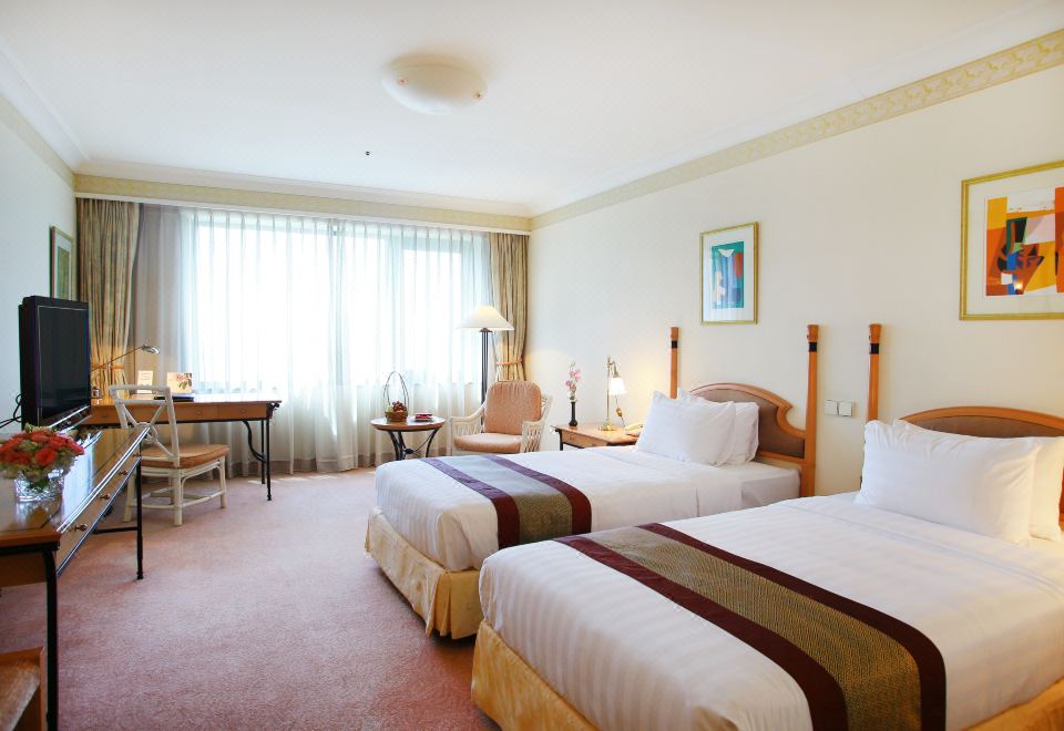 Grand Deluxe Room