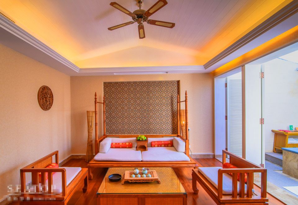 亲子观星家庭套房-一房一厅-欢乐小童房-家庭亲子泡池