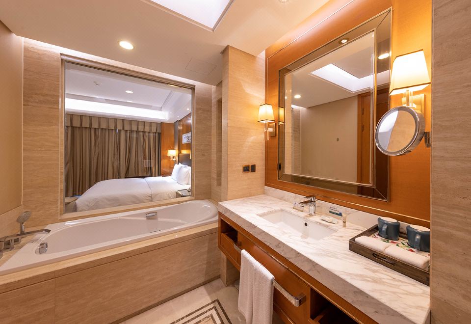 豪华长城景观大床房