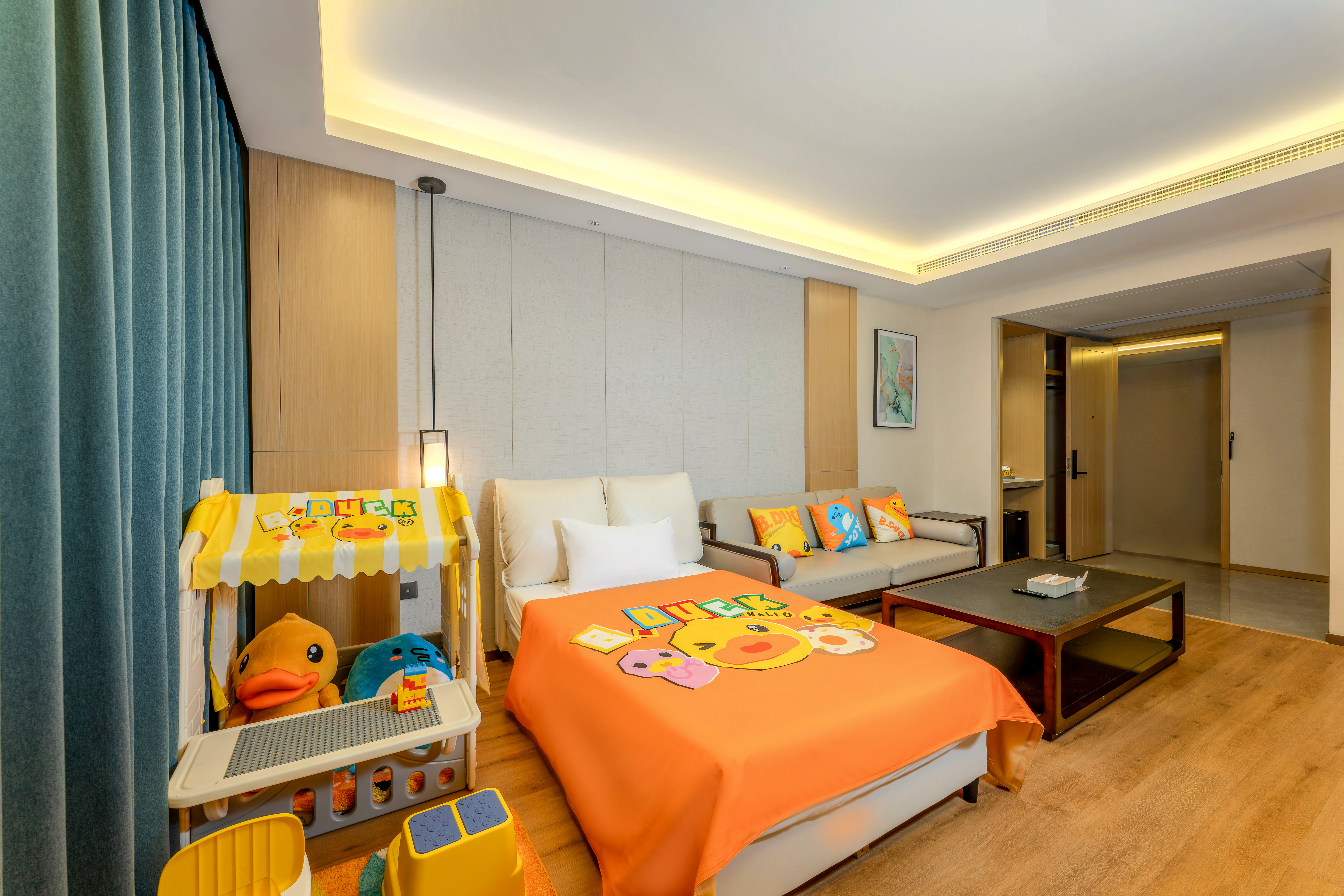 曼享B.duck小黄鸭亲子套房（小童洗漱用品+小童乐玩）