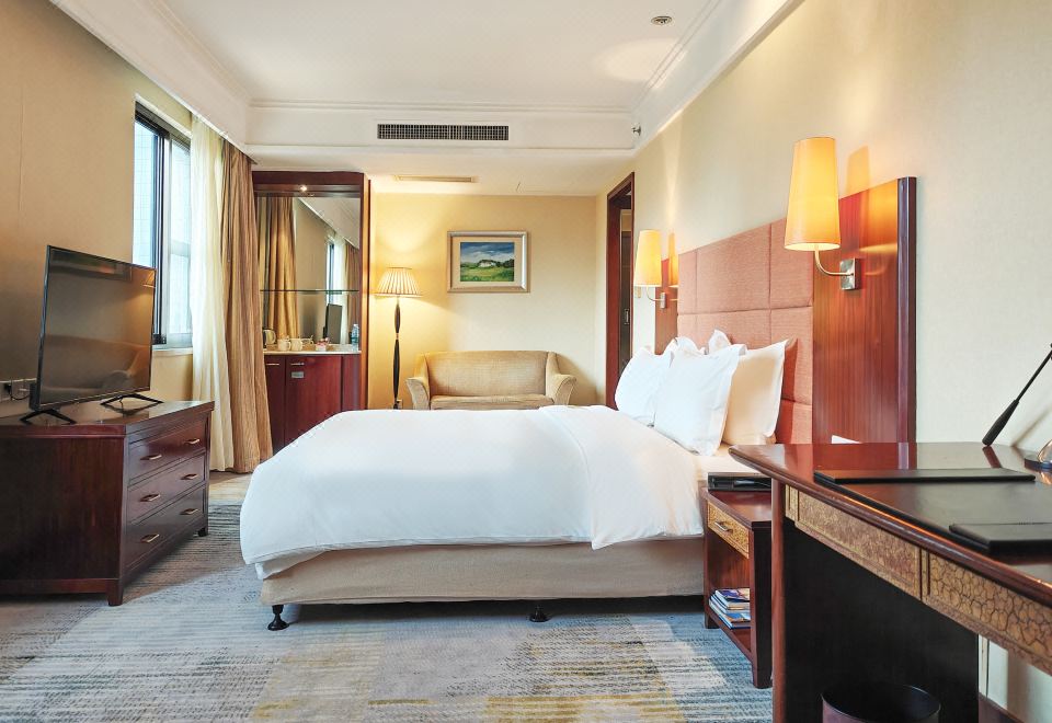 行政豪华大床房